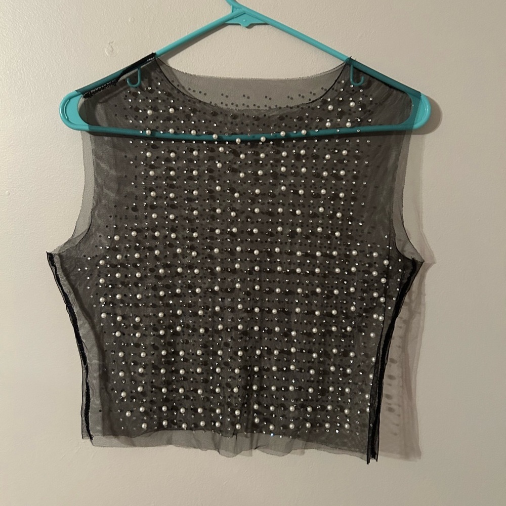 Sleeveless Mesh Pearl/Rhinestone Crop Top